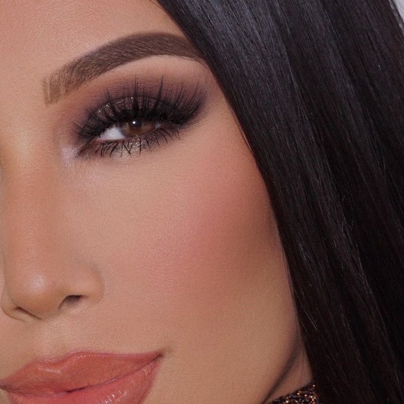 😍 LOWEST NWT "Close To Perfect" Kylie Blush!! 😍 - Picture 5 of 10